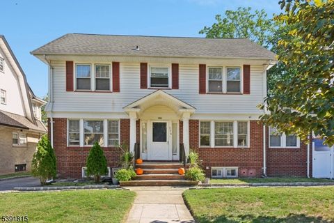 Photo of 356 N Arlington Ave, East Orange, NJ 07017 (MLS # 3993663)