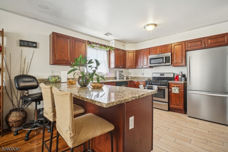 219 Summer Ave
