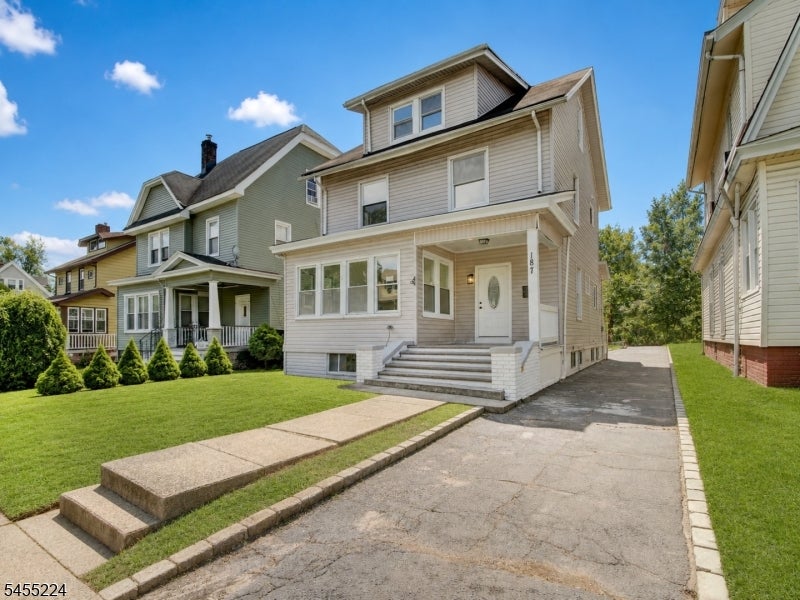 187 Rutledge Ave
