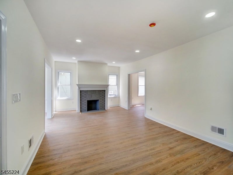187 Rutledge Ave