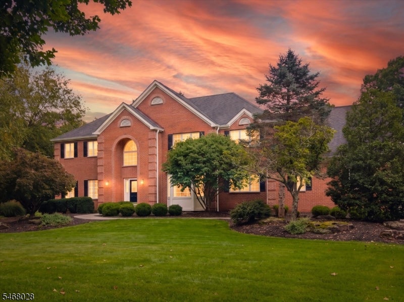 11 Huntington Dr