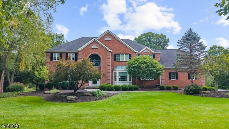 11 Huntington Dr