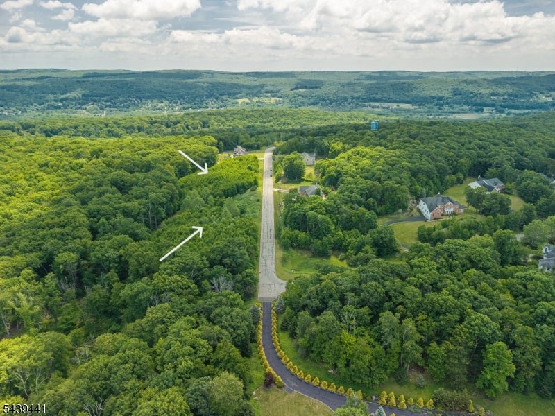 18 Triple Crown Dr