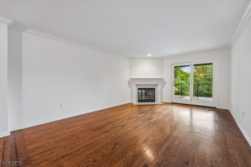 16 Cadence Ct