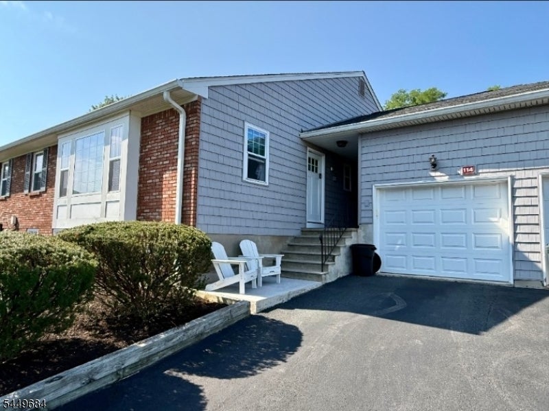 114 Brandywyne Dr