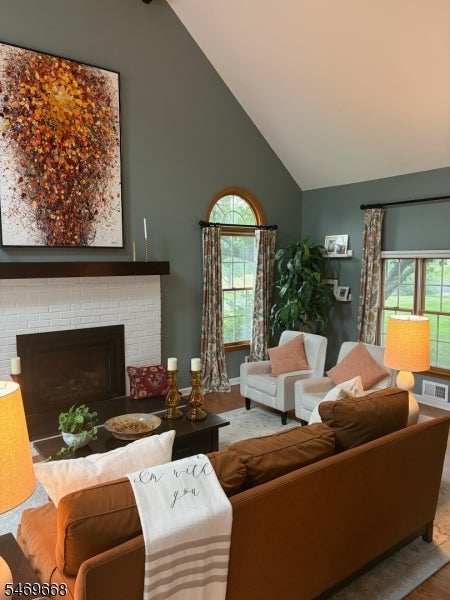 4 Summershade Ln