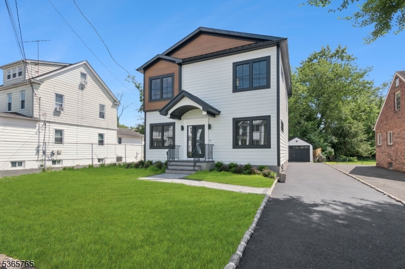 18 Willow St