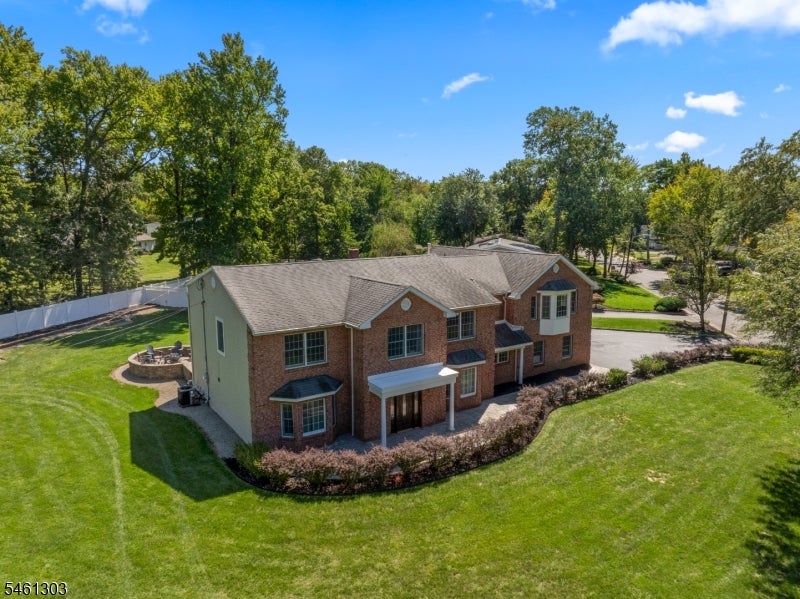 19 Bradford Rd