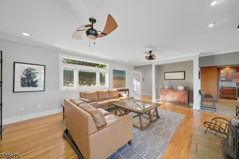 130 CEDAR LAKE WEST