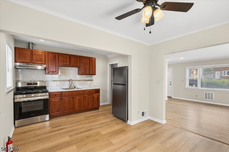 1212 Burnet Ave