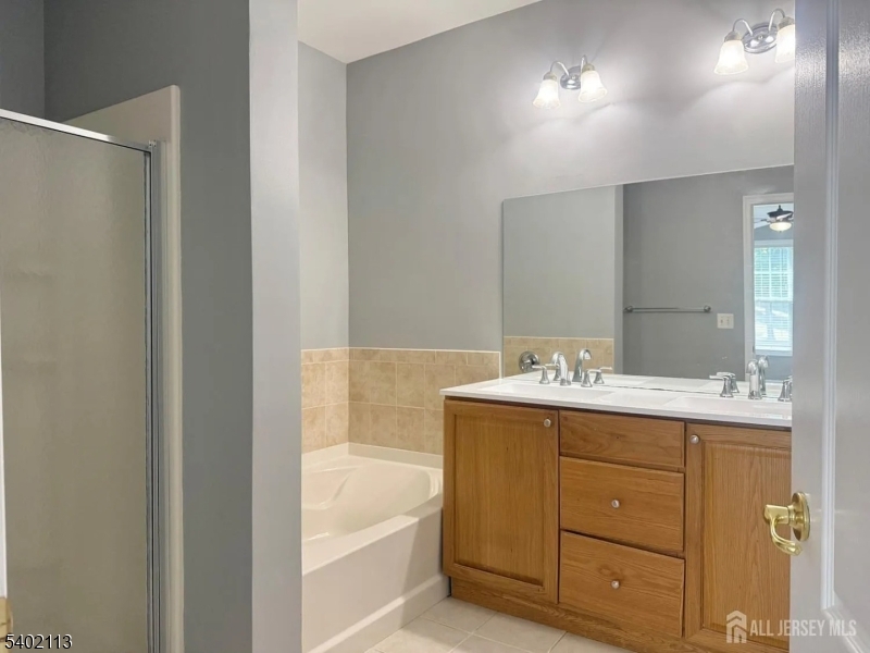 3223 Edward Stec Blvd