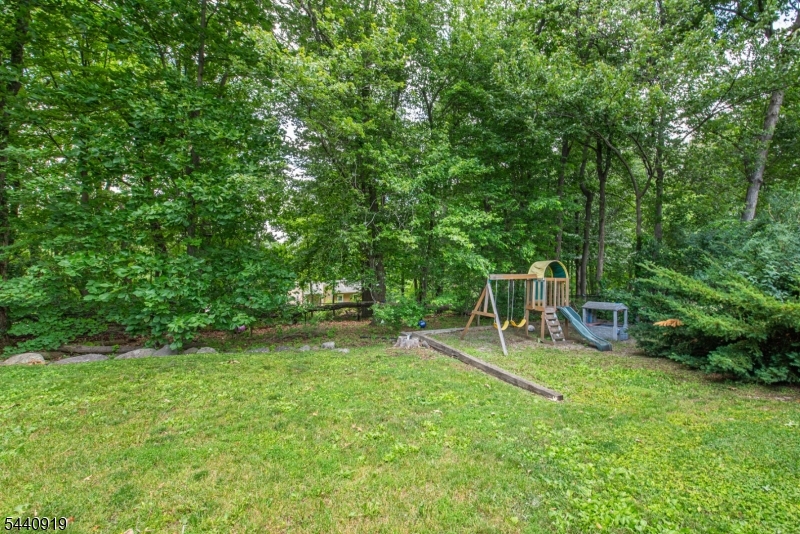 101 Rolling Ridge Rd