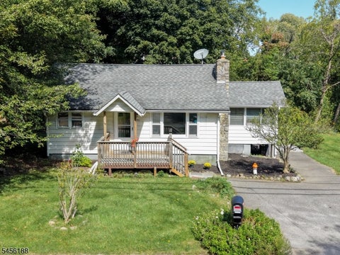 Photo for 103 Breakneck Rd
