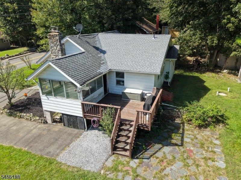103 Breakneck Rd