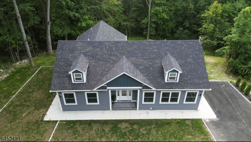 912 Spruce Trl
