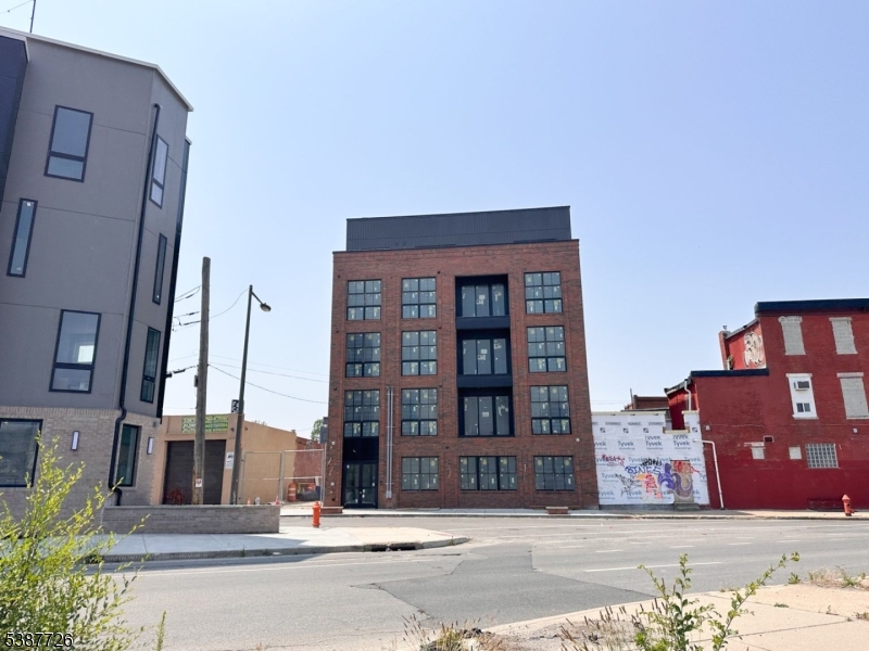 2728 FEDERAL ST