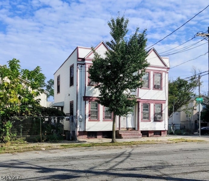 722 S 14Th St