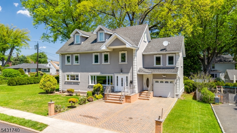 15 Alyson Pl