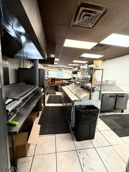 295 Bloomfield Ave