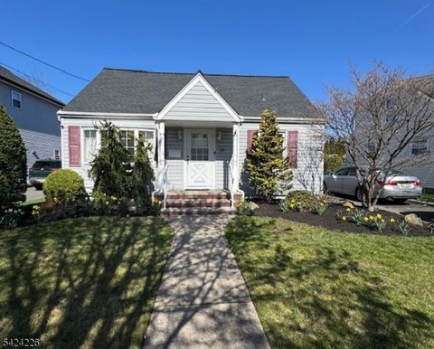 16 Maple Hill Rd Clifton City NJ 07013