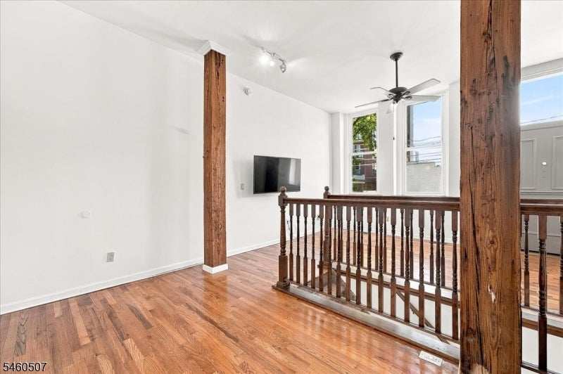 54-60 Mcwhorter St 106