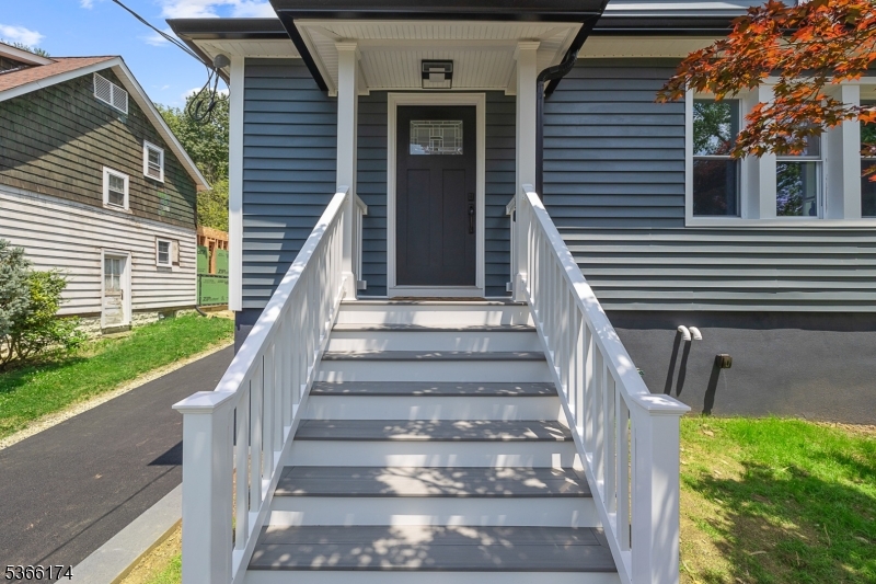 234 High St