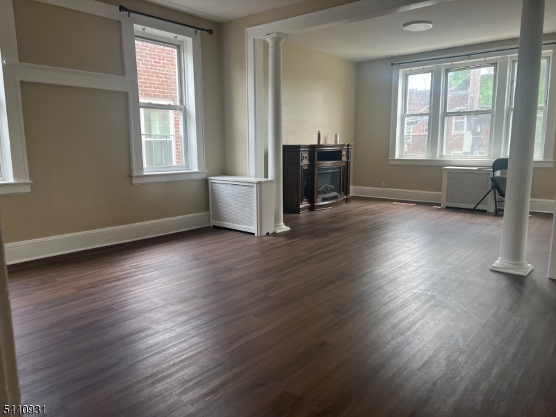 83 Davenport Ave