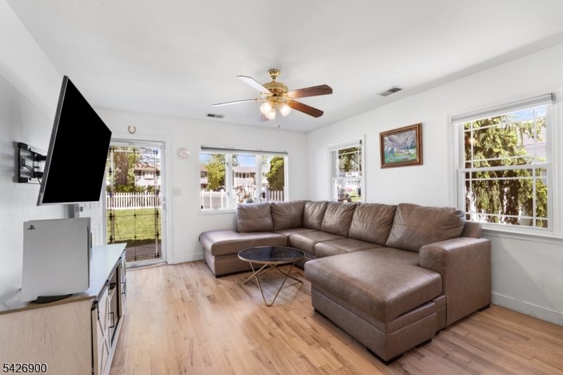 338 Willow Ave