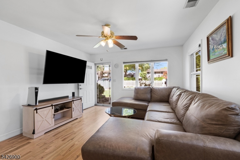 338 Willow Ave