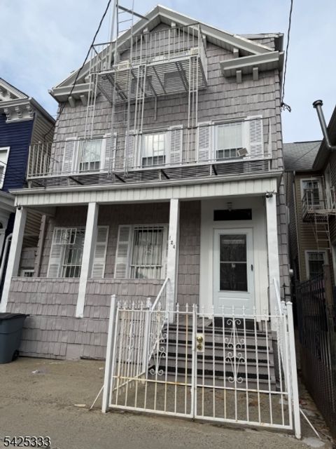 124 Stone St Newark City NJ 07104