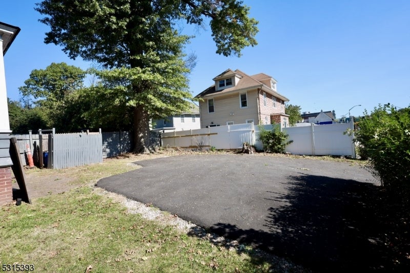 6 Stanley Rd