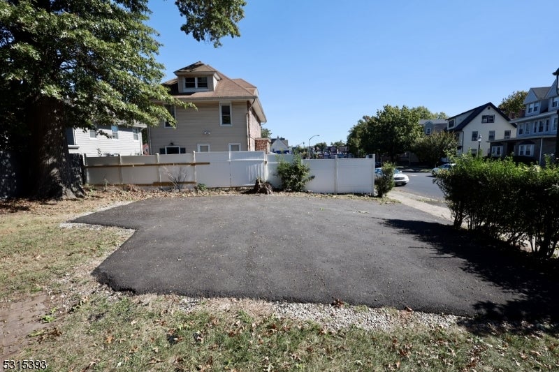 6 Stanley Rd