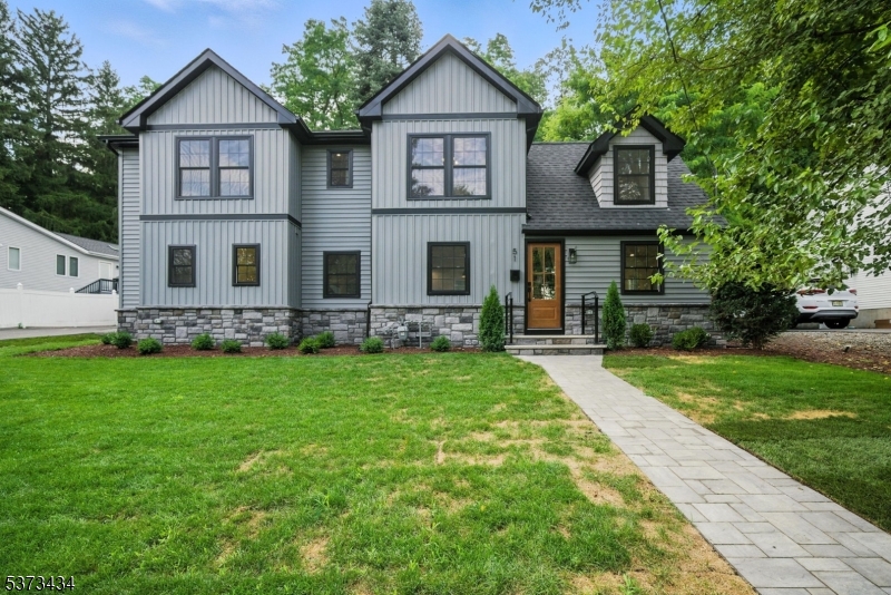51 Southwynde Dr