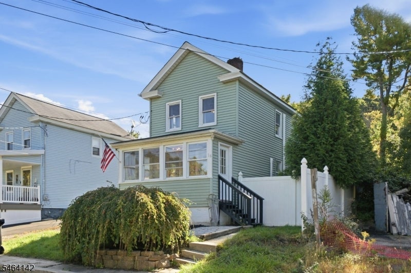 16 Green St
