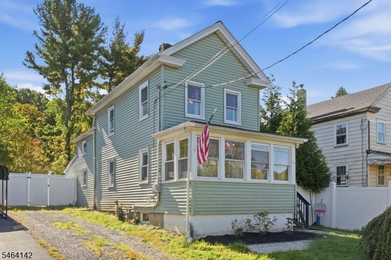 16 Green St