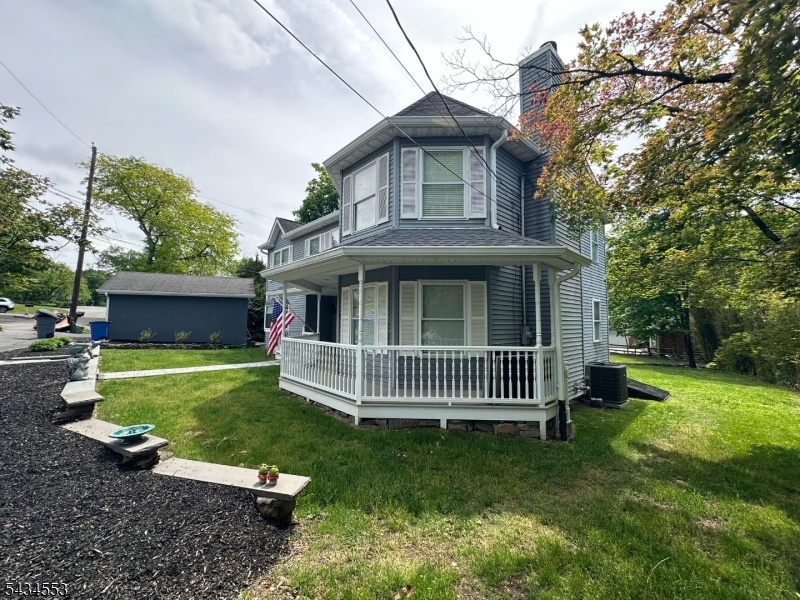 10 Church Ln