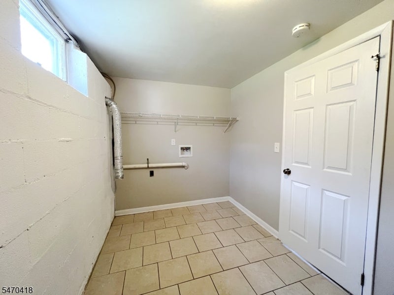 25 Kynor Ave