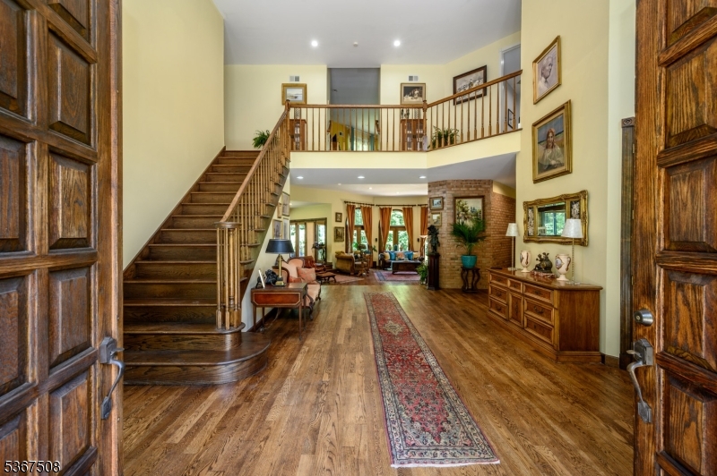 27 Mountainview Dr