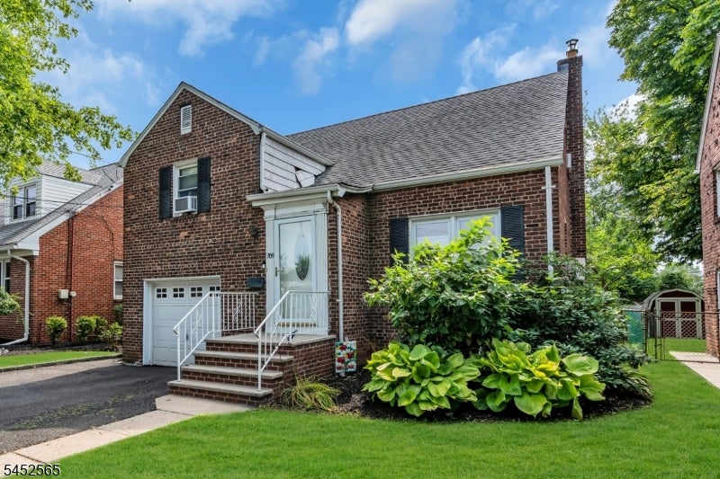 309 Raritan Rd