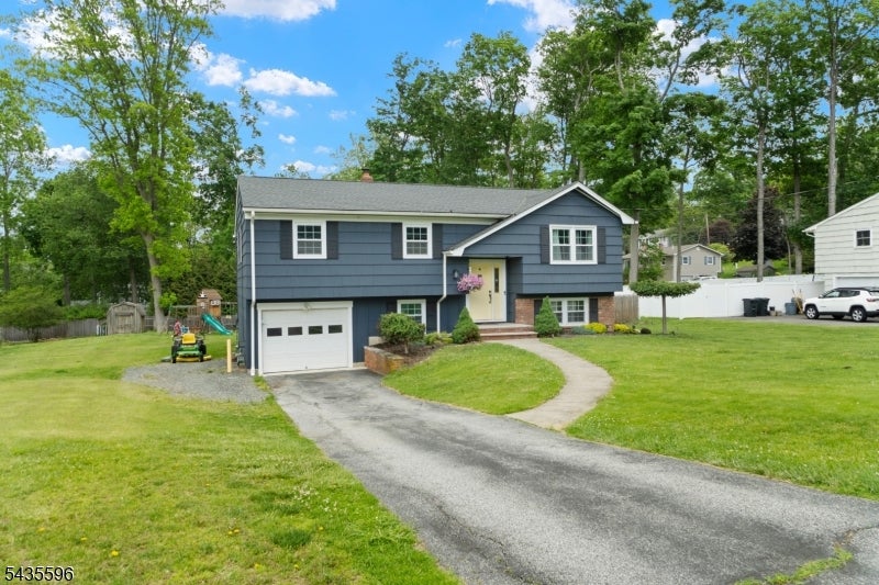 9 Partridge Ln
