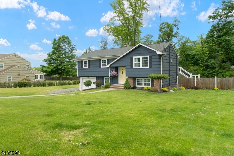 9 Partridge Ln