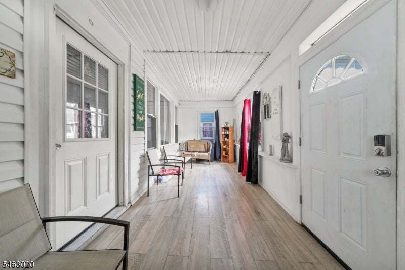 142 Greenwood Ave