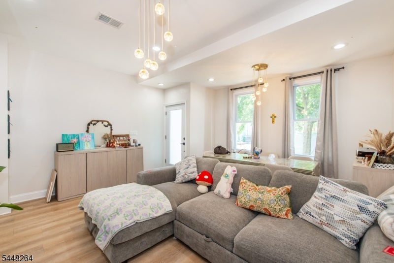 26 Dankoff Ave