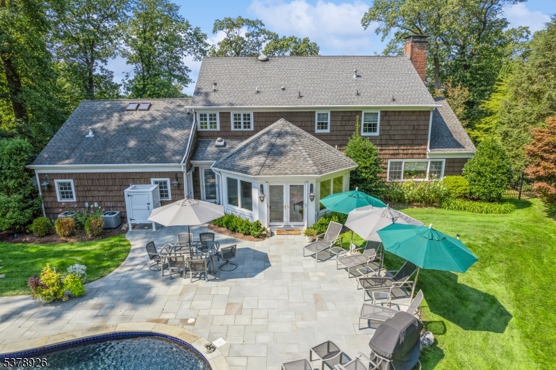175 Forest Way