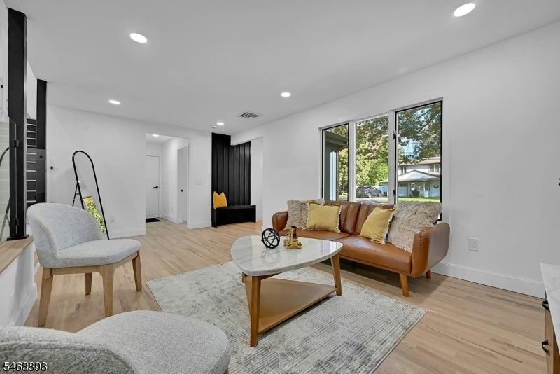 236 Campora Dr