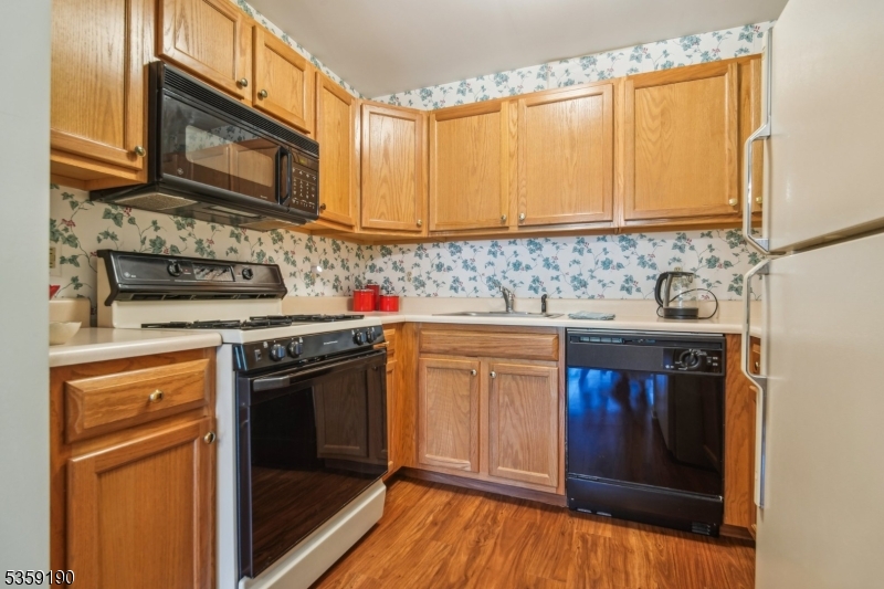 83 Park Edge Condo 3C