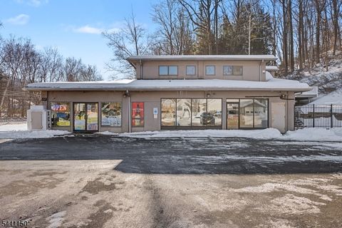 2127 Route 31 Glen Gardner Boro NJ 08826