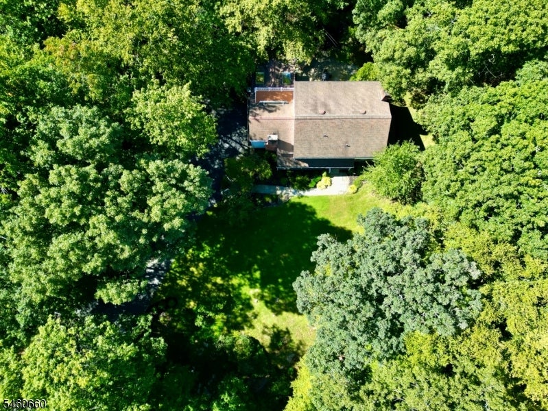 463 Laurel Ln