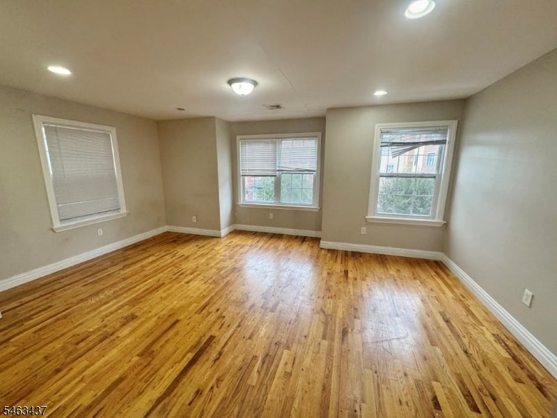 332 Mechanic St
