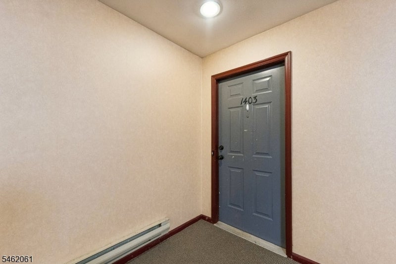 1403 Stoneridge Cir
